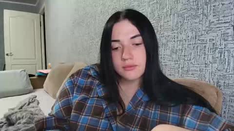 liana_diva online show from 03-21-26, 05:27