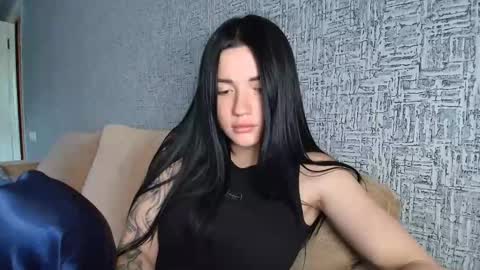 Snapshot of liana_diva chatting on 05-18-26, 01:39 liana_diva online show from 05-18-26, 01:39