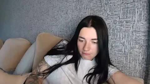 Snapshot of liana_diva chatting on 05-27-26, 10:23 liana_diva online show from 05-27-26, 10:23