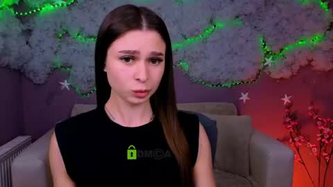 Snapshot of liande1 chatting on 06-17-26, 09:45 Meow online show from 06-17-26, 09:45