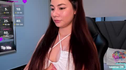 Snapshot of lianeumann chatting on 03-03-25, 10:52 LIANE online show from 03-03-25, 10:52