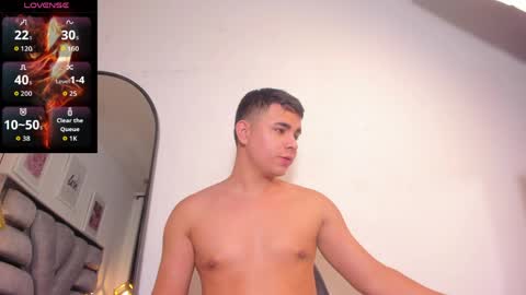 lianfox_ online show from 05-05-26, 12:35