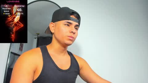 lianfox_ online show from 06-03-26, 12:19