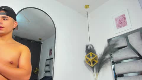 lianfox_ online show from 06-19-26, 12:20