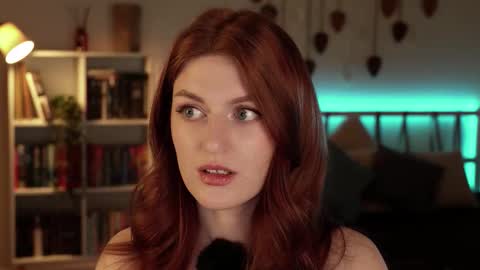 Snapshot of lianna_bm chatting on 03-06-26, 04:03 Lianna online show from 03-06-26, 04:03