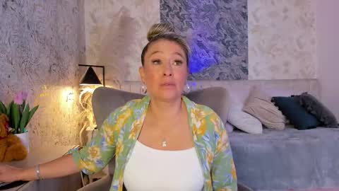 Lian online show from 03-16-26, 07:29