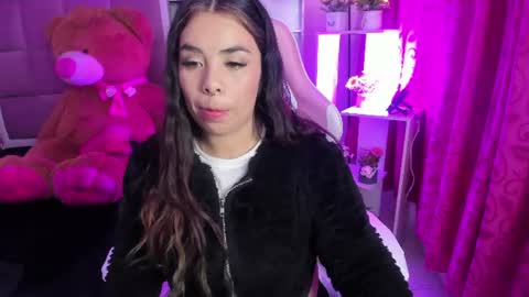 Snapshot of liany_taylor chatting on 06-14-26, 03:19 liany_taylor online show from 06-14-26, 03:19