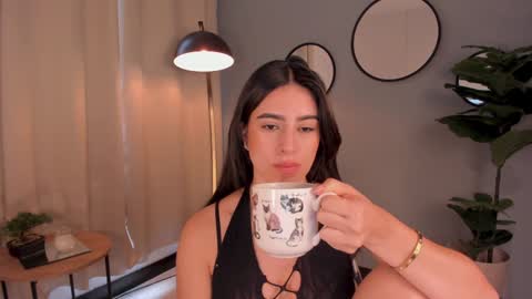 Lia online show from 12-17-24, 01:27