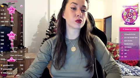 Snapshot of liaquinn chatting on 02-04-25, 07:11 LiaQuinn online show from 02-04-25, 07:11