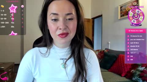 Snapshot of liaquinn chatting on 02-19-25, 03:05 LiaQuinn online show from 02-19-25, 03:05