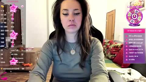 Snapshot of liaquinn chatting on 02-27-25, 05:58 LiaQuinn online show from 02-27-25, 05:58