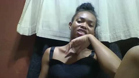 liaraisha online show from 10-10-25, 06:51