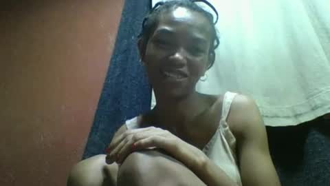 liaraisha online show from 11-14-25, 04:17