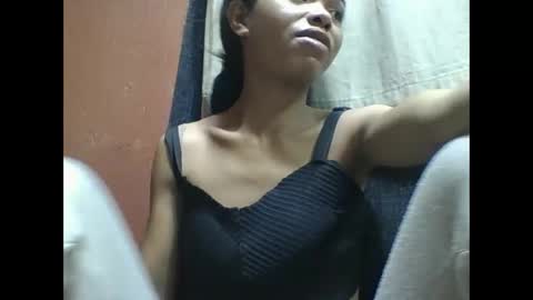 liaraisha online show from 12-18-25, 04:18