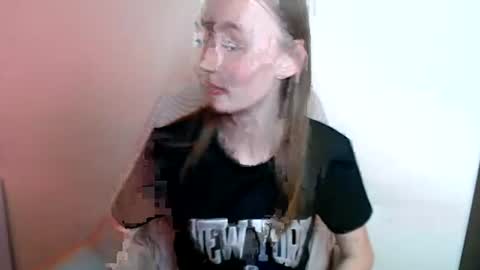 Lia online show from 07-04-26, 12:55