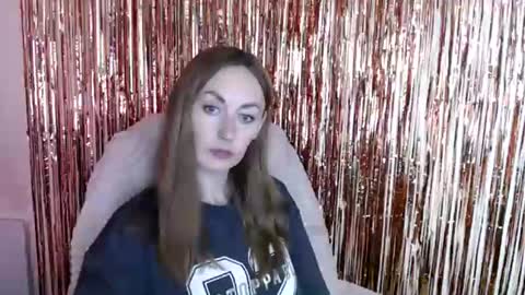 Lia online show from 07-13-26, 12:19