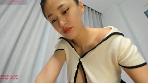 Lia online show from 02-17-25, 03:15