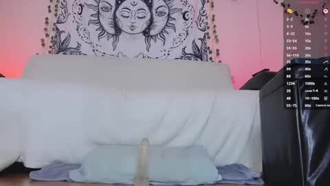 Snapshot of liberty_cb chatting on 10-19-25, 04:57 liberty_cb online show from 10-19-25, 04:57