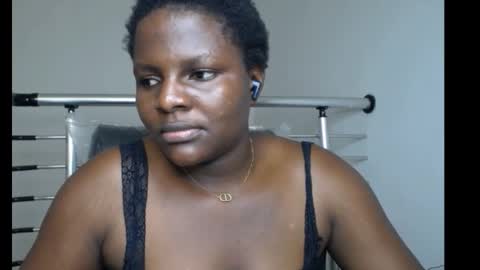 Snapshot of lick_pussyjuice chatting on 01-18-25, 10:17 kimani online show from 01-18-25, 10:17