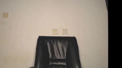 Snapshot of lick_pussyjuice chatting on 09-12-25, 10:04 kimani online show from 09-12-25, 10:04