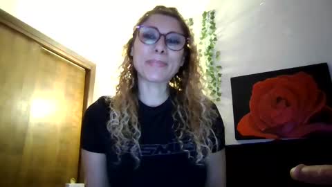 Snapshot of lickablemiami chatting on 11-16-25, 07:08 lickablemiami online show from 11-16-25, 07:08