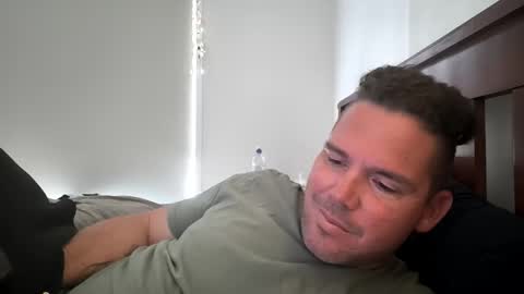 Snapshot of lickitwell29 chatting on 09-17-25, 10:11 lickitwell29 online show from 09-17-25, 10:11