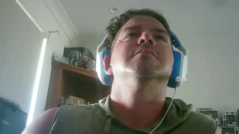 Snapshot of lickitwell29 chatting on 12-18-25, 10:16 lickitwell29 online show from 12-18-25, 10:16