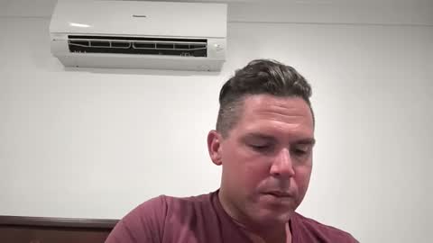 Snapshot of lickitwell29 chatting on 01-06-26, 12:53 lickitwell29 online show from 01-06-26, 12:53