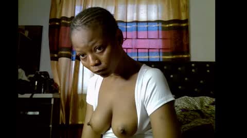 Snapshot of lickmefuckmex chatting on 10-21-25, 08:04 lickmefuckmex online show from 10-21-25, 08:04