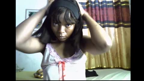 Snapshot of lickmefuckmex chatting on 02-17-26, 09:17 lickmefuckmex online show from 02-17-26, 09:17