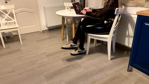 Snapshot of liferacw chatting on 11-01-25, 05:48 SofieXxxDoll online show from 11-01-25, 05:48