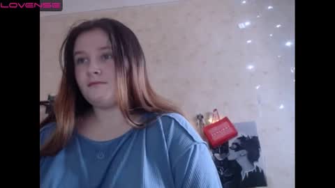light_lunaa online show from 12-25-24, 07:14