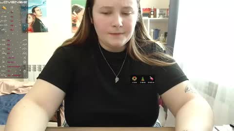 light_lunaa online show from 02-20-25, 07:34