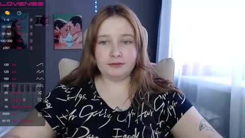 light_lunaa online show from 02-08-26, 11:02