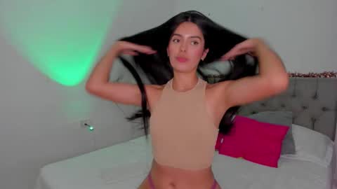 Maddie  online show from 10-25-25, 02:30