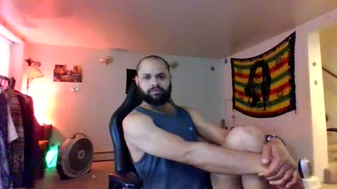 Snapshot of lightskinned666 chatting on 06-09-26, 04:29 lightskinned666 online show from 06-09-26, 04:29