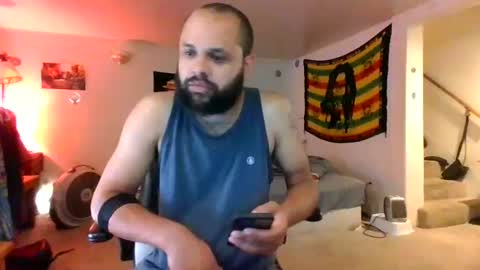 Snapshot of lightskinned666 chatting on 06-12-26, 04:50 lightskinned666 online show from 06-12-26, 04:50