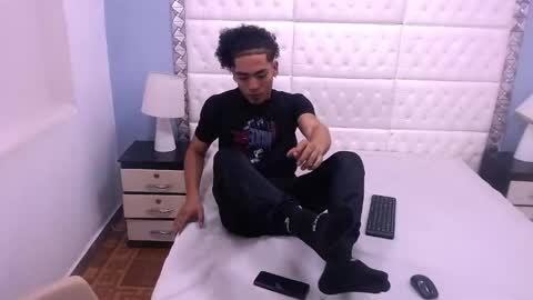 Snapshot of lihanjor_23 chatting on 02-03-25, 03:53 Lihan online show from 02-03-25, 03:53