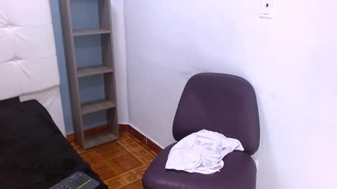 Snapshot of lihanjor_23 chatting on 02-15-25, 08:11 Lihan online show from 02-15-25, 08:11