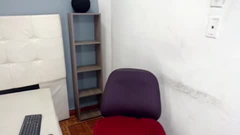 Snapshot of lihanjor_23 chatting on 02-23-25, 05:50 Lihan online show from 02-23-25, 05:50