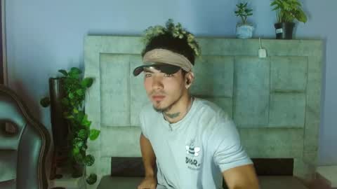 Snapshot of lihanjor_23 chatting on 09-10-25, 01:00 Lihan online show from 09-10-25, 01:00