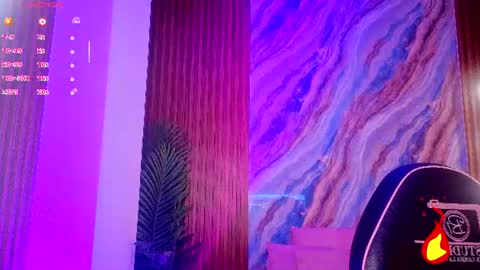 LIHIAN online show from 06-17-26, 12:07