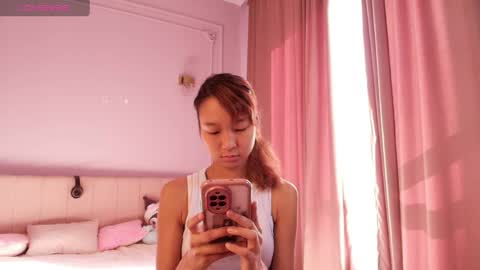 Lihn Pham online show from 04-07-26, 03:07