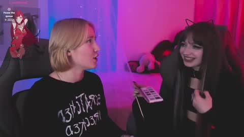 Snapshot of lii_luu chatting on 03-04-26, 12:33 LiLu online show from 03-04-26, 12:33