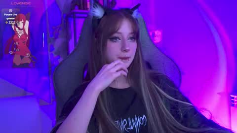 Snapshot of lii_luu chatting on 03-20-26, 04:12 LiLu online show from 03-20-26, 04:12