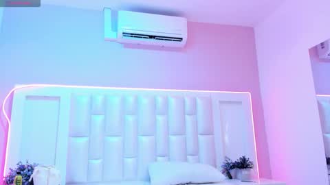 Lia  online show from 04-13-26, 05:29