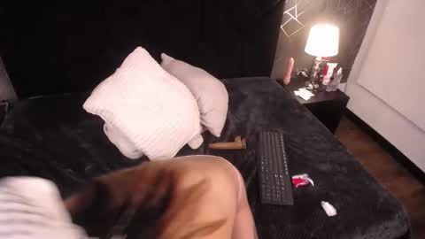 lia  online show from 02-24-26, 07:23