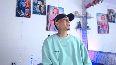 Daniel online show from 09-22-25, 01:35