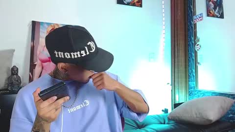 Daniel online show from 11-23-25, 01:55