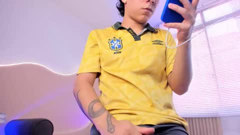 Snapshot of liiamspears chatting on 03-03-26, 08:15 Liiam online show from 03-03-26, 08:15